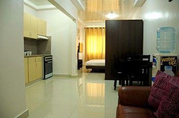 Tancor 3 Residential Suites Cebu Stadt Exterior foto